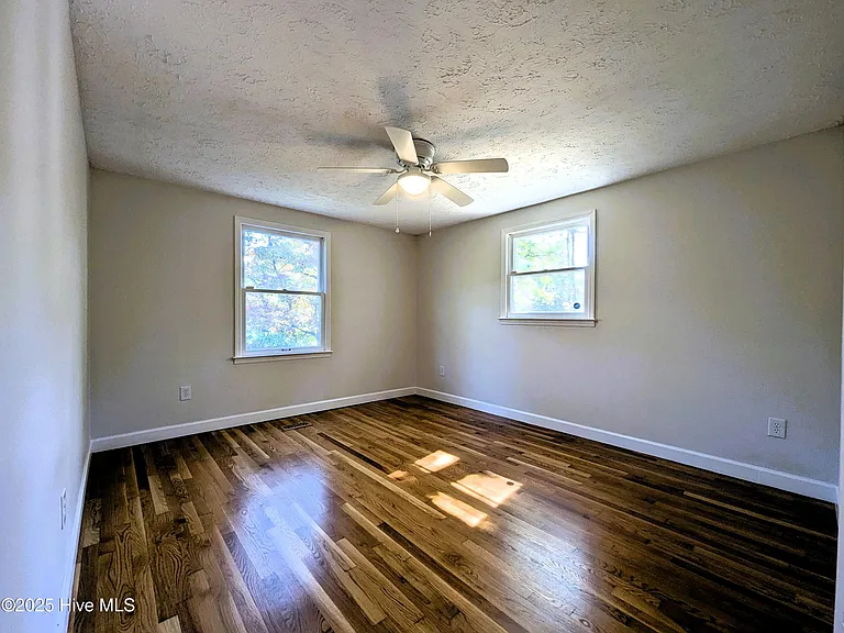 290 Diamondhead Dr S — Photo 14