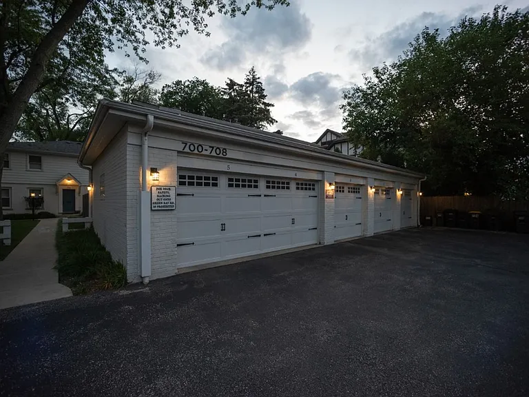 700 Green Bay Rd #738 — Photo 2