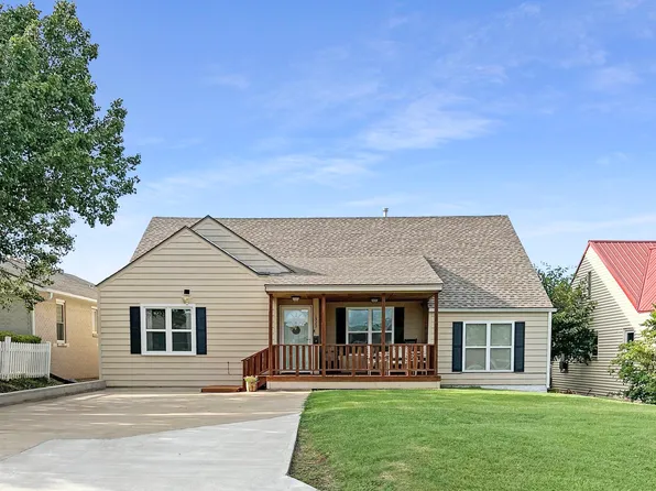 1322 Maple St, Alva, OK 73717