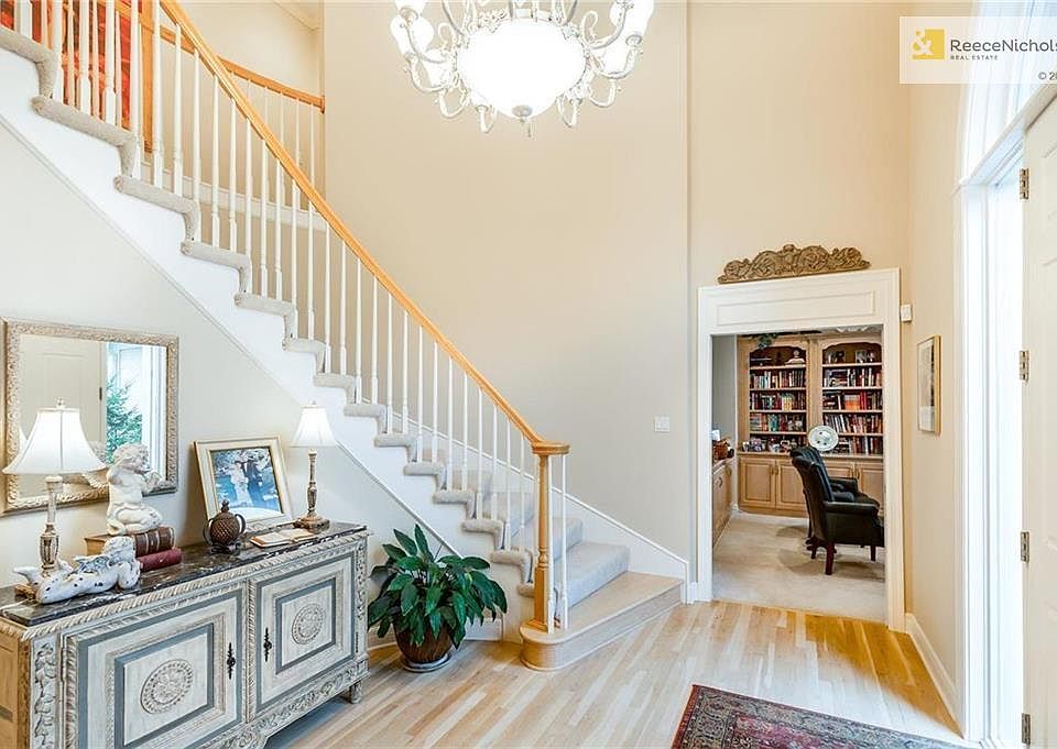 Impressive Two Story Entry