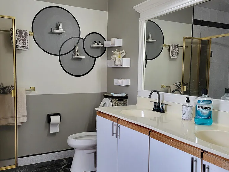 2205 Leeds Ct #2205 — Photo 13