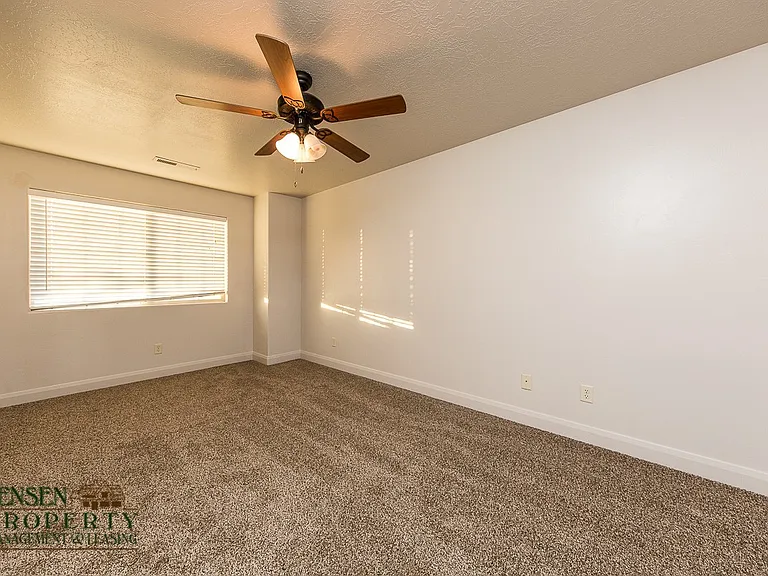 370 W Buena Vis #101 — Photo 12