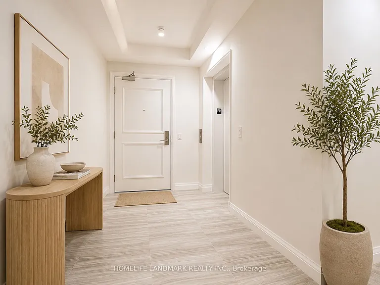 285 Avenue Rd #503 — Photo 2