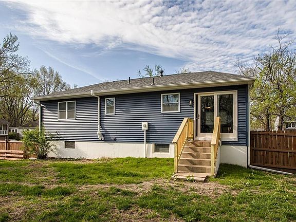3rd image of 2807 NW Milford Pl