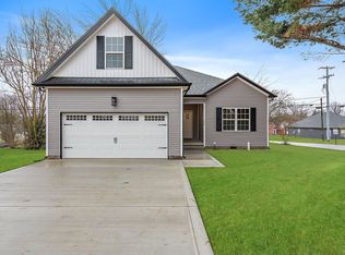 300 Notgrass Rd, Clarksville, TN 37042