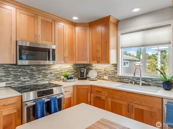 78 Whitten Street, Richland, WA 99354