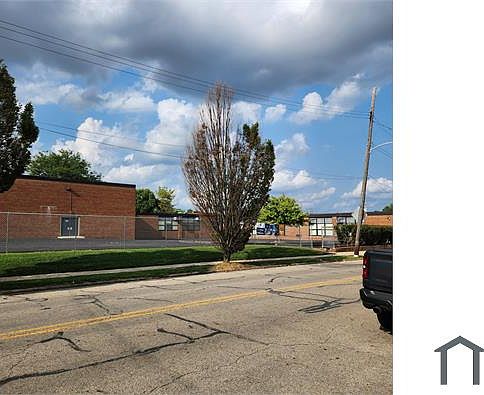 4th image of 1455 E Mound St #1