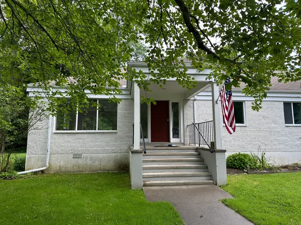 64 E Main St, Pawling, NY 12564