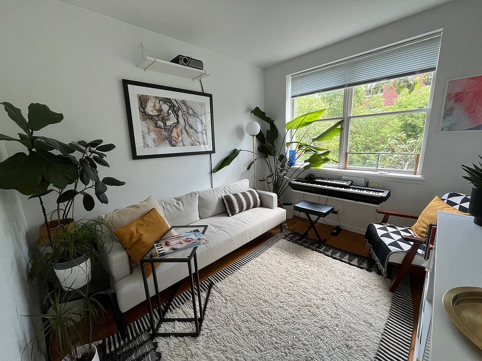 1st image of 176 Kosciuszko St #4B