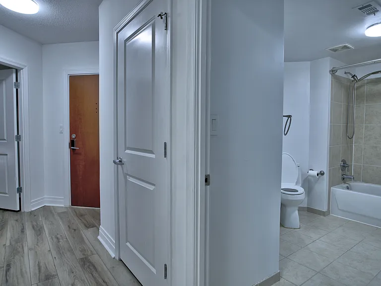 915 E St NW #509 — Photo 11