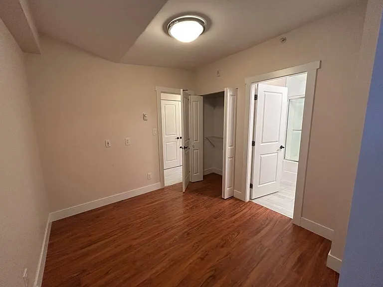 191 E 11th Ave #4XX — Photo 6