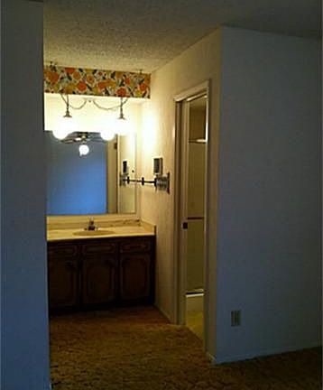 3rd image of 401 Briarwood Dr