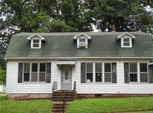 314 E Market St, Troy, IL 62294