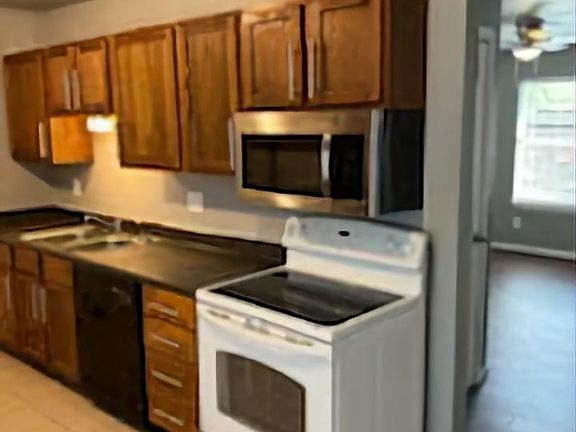 4th image of 9713-9729 Sycamore Dr #9727