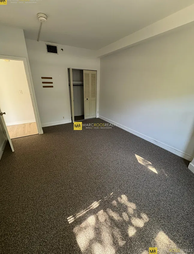 2 bed, 9999 sqft, $3,600 — Photo 3