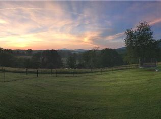 635 Shoals Rd, Pinnacle, NC 27043