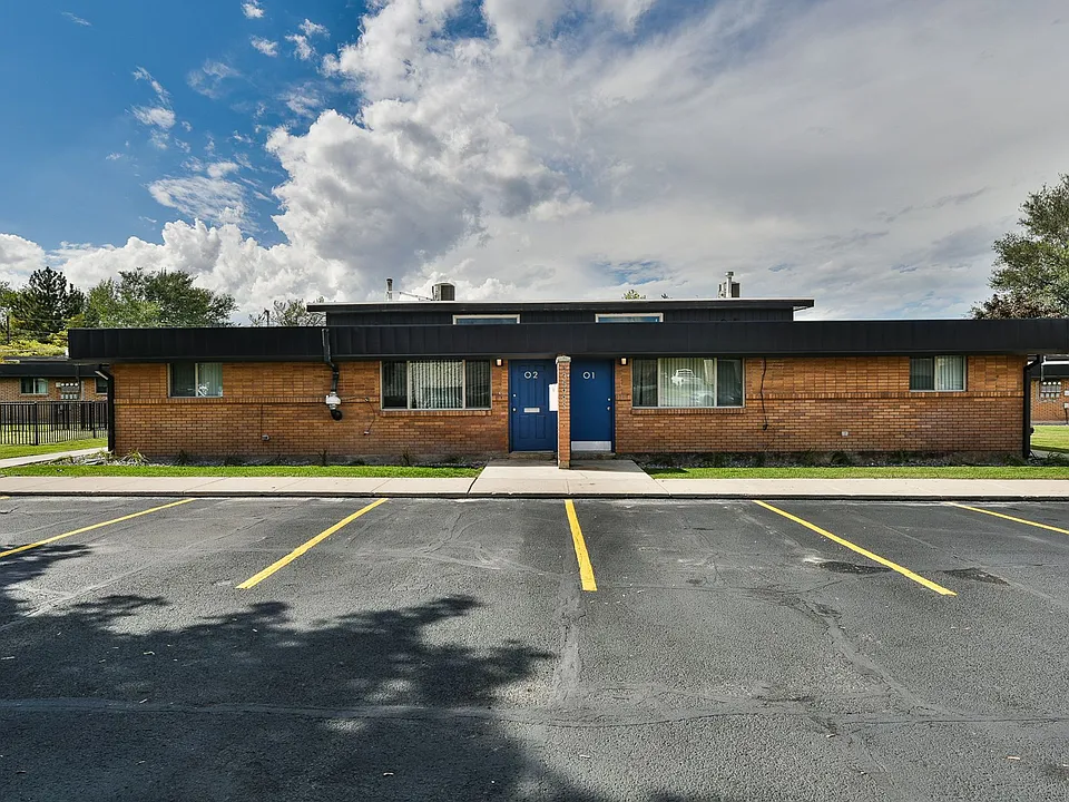 Pine Valley Apartments