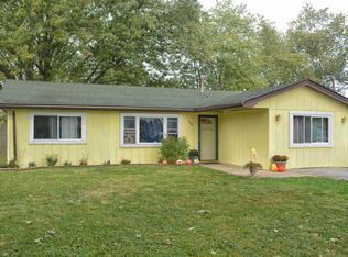 548 W Arlington Ln, Crete, IL 60417