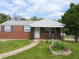 31 Highbury Rd, Cheswick, PA 15024