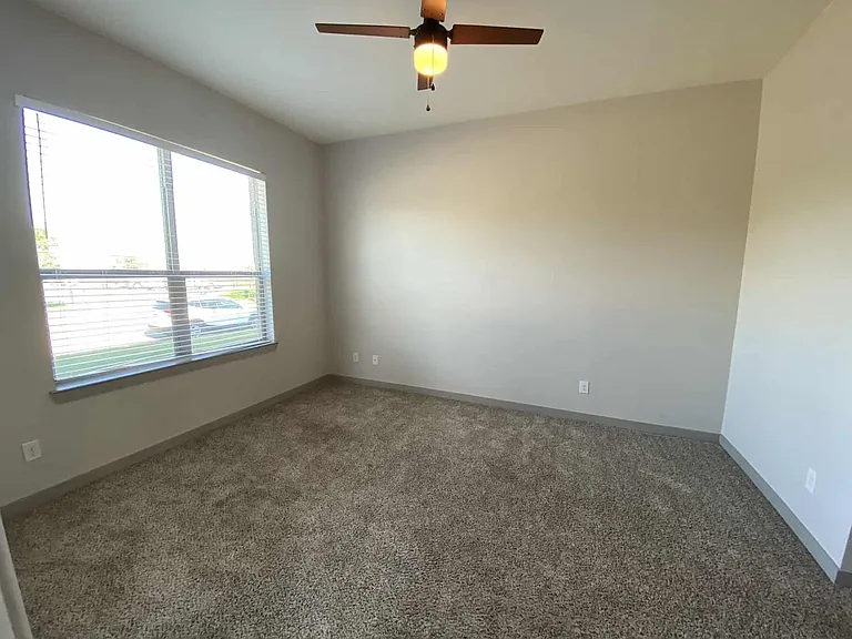 3601 Valley Vista Dr — Photo 10