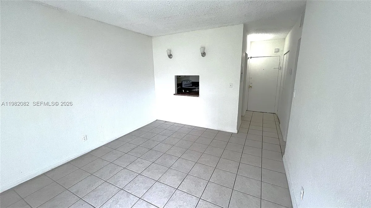 Building Photo - 801 NW 47th Ave #103W