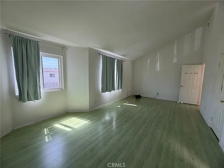 23812 Los Codona Ave — Photo 18