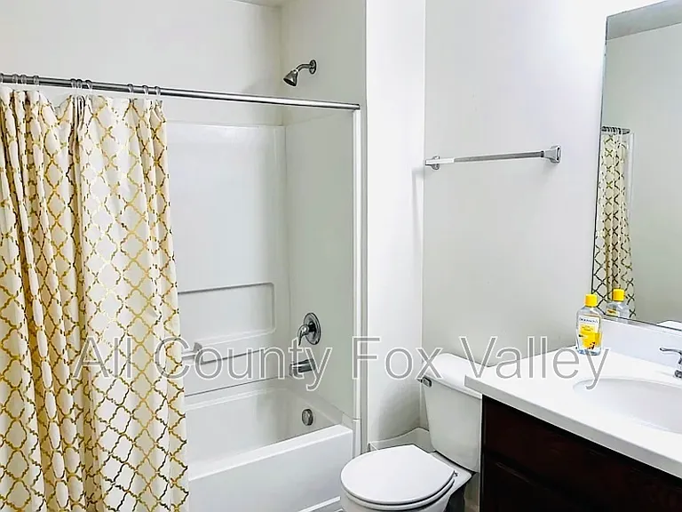 434 Town Center Blvd — Photo 5