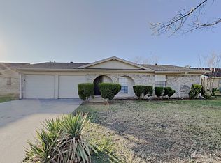 155 Bellvue Dr, Fort Worth, TX 76134