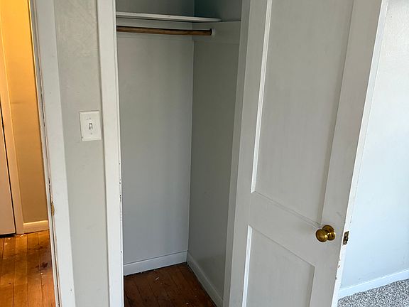 5th image of 424 Dassel Ave