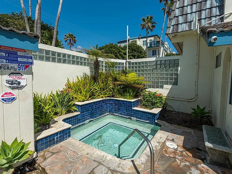 11844 Beach Club Way — Photo 37