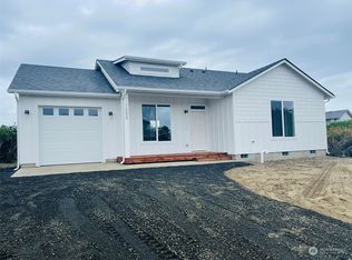 1280 Channel Ave SW, Ocean Shores, WA 98569