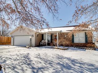 2 Fernwood Ct, Bethalto, IL 62010