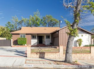 13850 Lexicon Ave, Sylmar, CA 91342