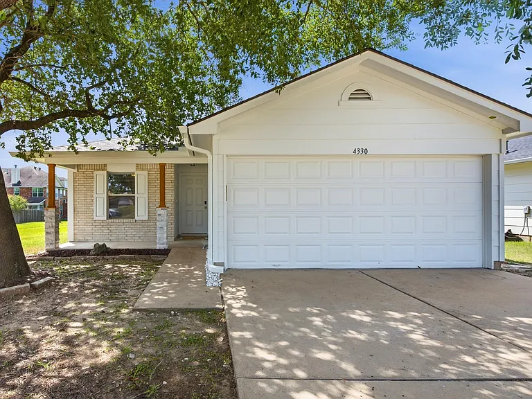 4330 Spring Garden Dr — Photo 12