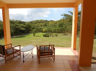 R42a - Pilon Beauty, Vieques, PR 00765