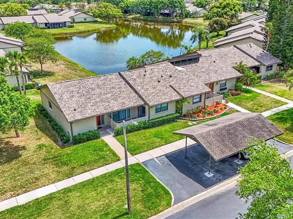 10 Lesley Ln, Oldsmar, FL 34677