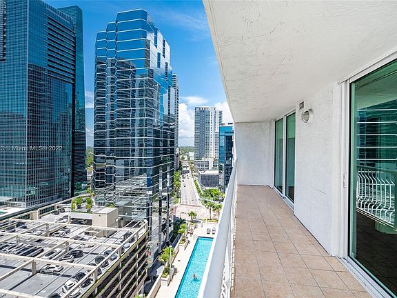 5th image of 1200 Brickell Bay Dr APT 2015