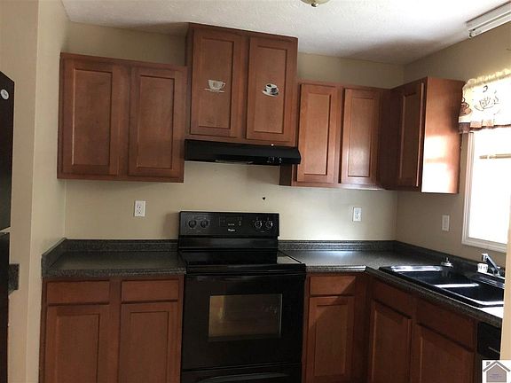 3rd image of 501 E Shepardson St