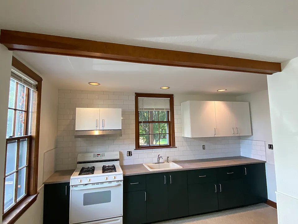 Kitchen - brand new, you will be the first to use these cabinets