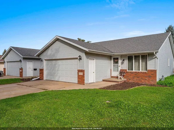 1400 W Weiland Ln, Appleton, WI 54914