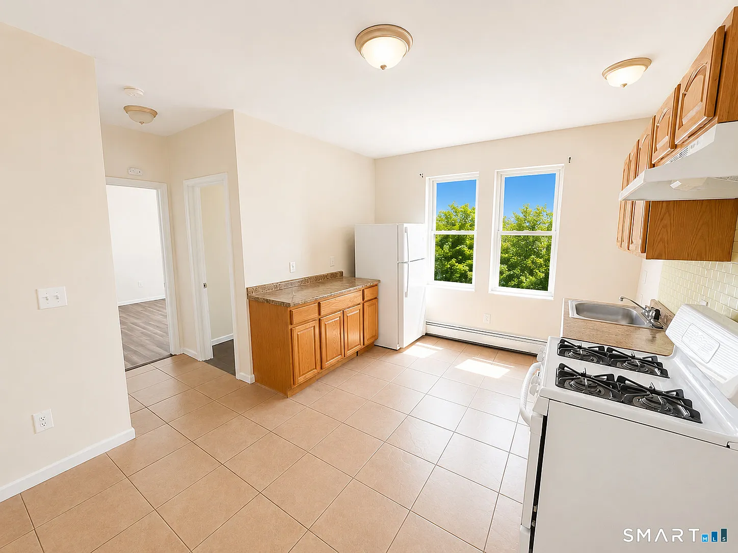 14 bed, 6480 sqft, $1,500 — Photo 3