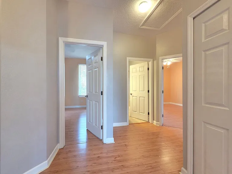 337 Coral Beach Cir — Photo 14