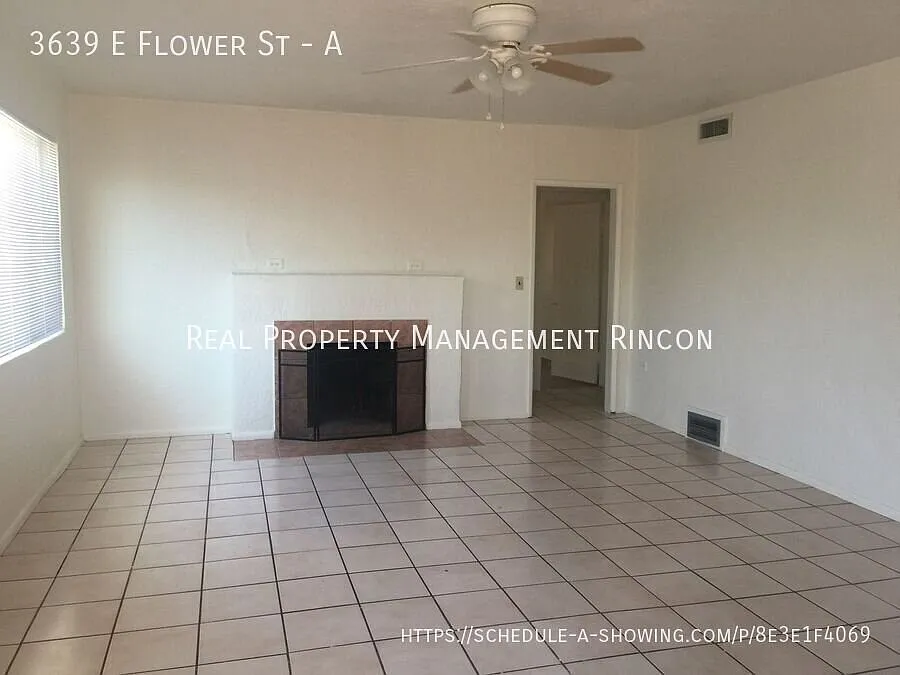 September Free Centrally Located 3-Bed, 1-Bath Duplex Apartment! Water, Sewer & Trash Included!! — Photo 2