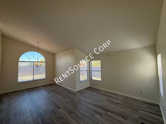 5th image of 3559 E Avenue R14