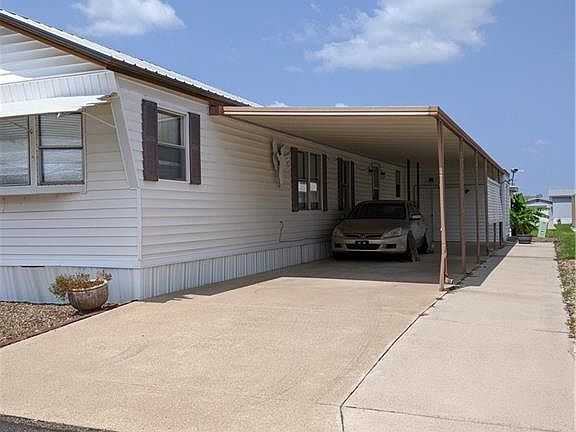 2nd image of 3109 Palmetto Dr