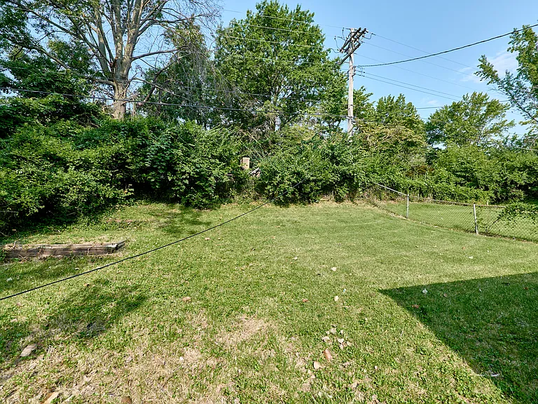1658 Kappel Dr — Photo 24