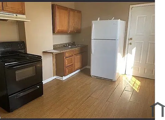 2 bed, 900 sqft, $1,500 — Photo 2