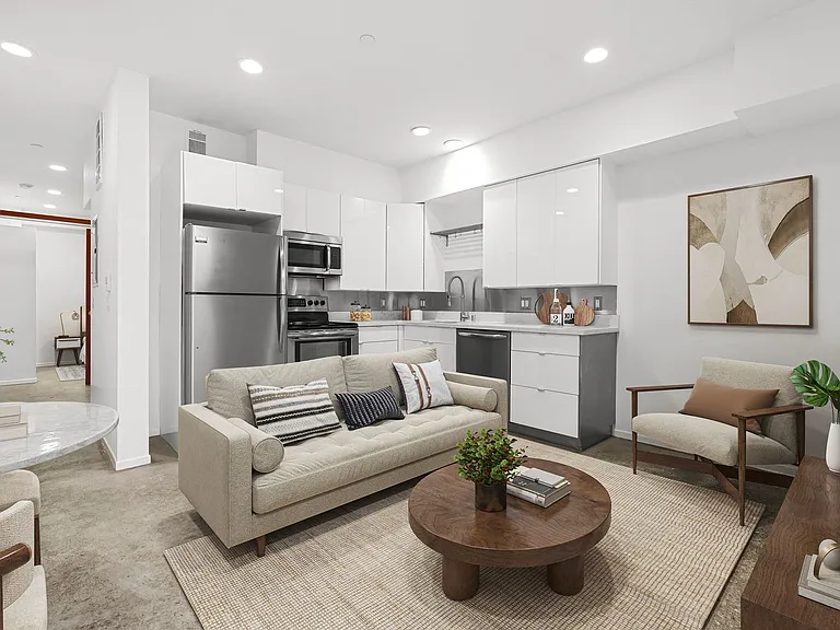 Echo Designer Loft Apartments — Photo 26
