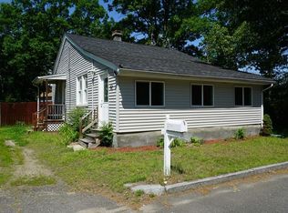 52 Emily St, Springfield, MA 01109