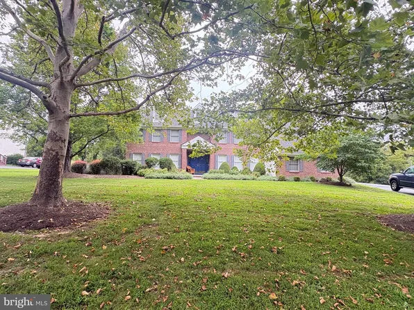 2 Old Bridle Path, Lawrence Township, NJ 08648